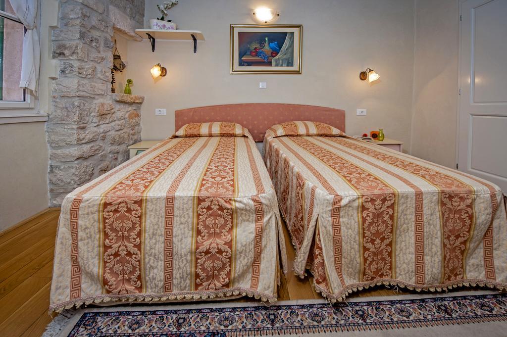 Residence Marco Polo Centro Storico 로비니 외부 사진